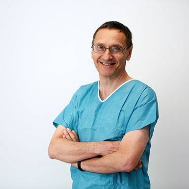 Dr Marc André